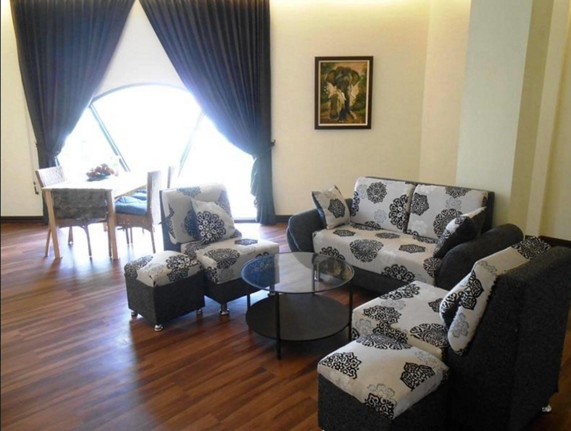 Phonethip Plaza Hotel Viêng Chăn Ngoại thất bức ảnh