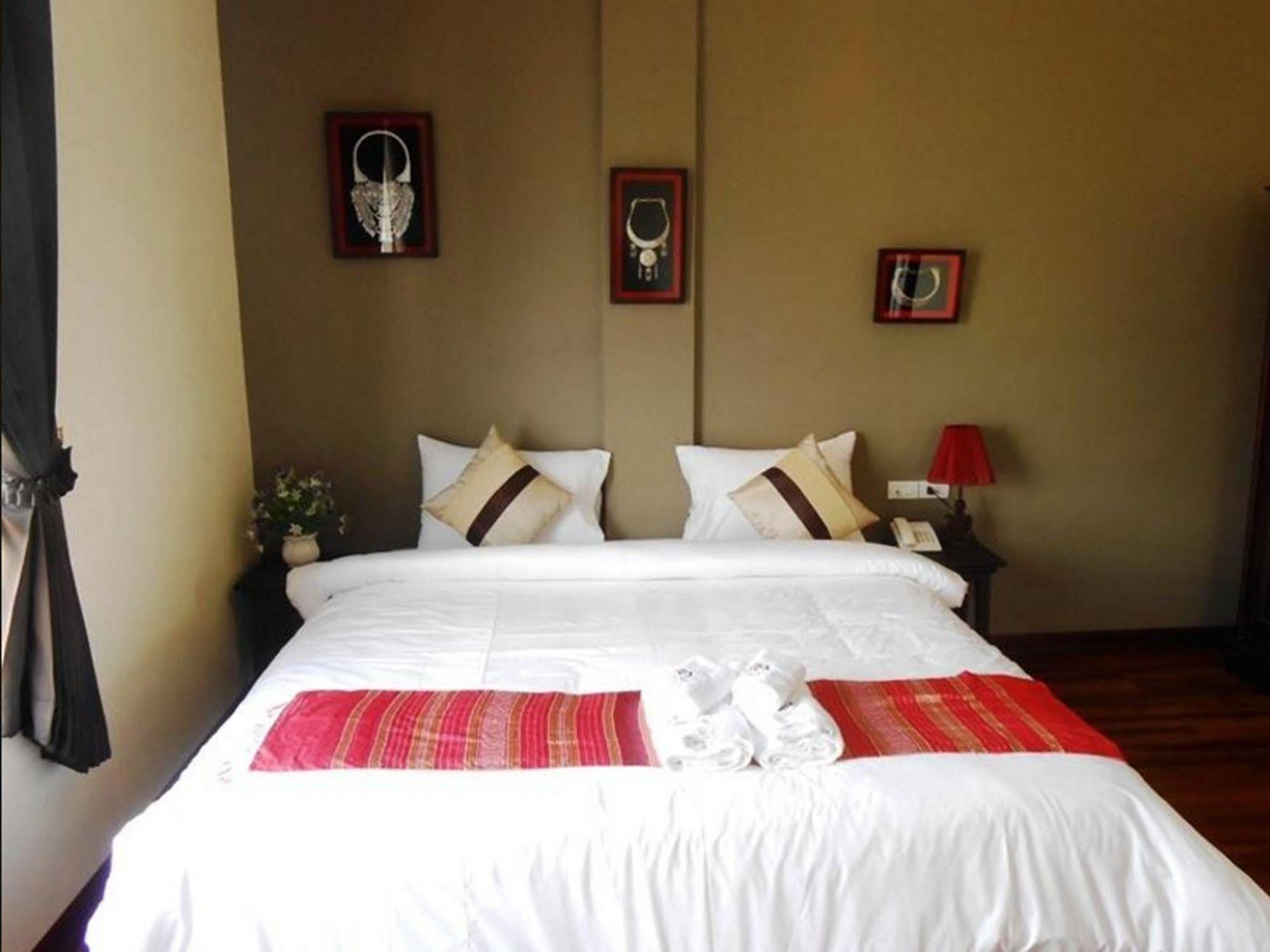 Phonethip Plaza Hotel Viêng Chăn Ngoại thất bức ảnh